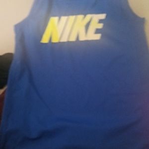 Nike tank